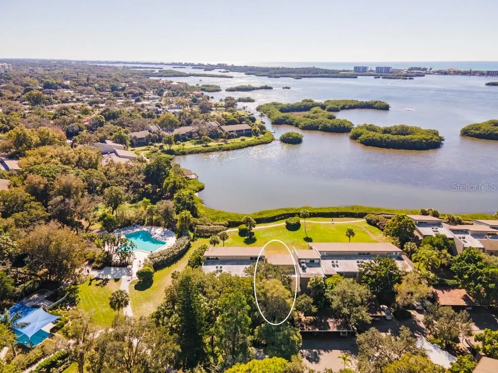 1526 PELICAN POINT DR #146, #146