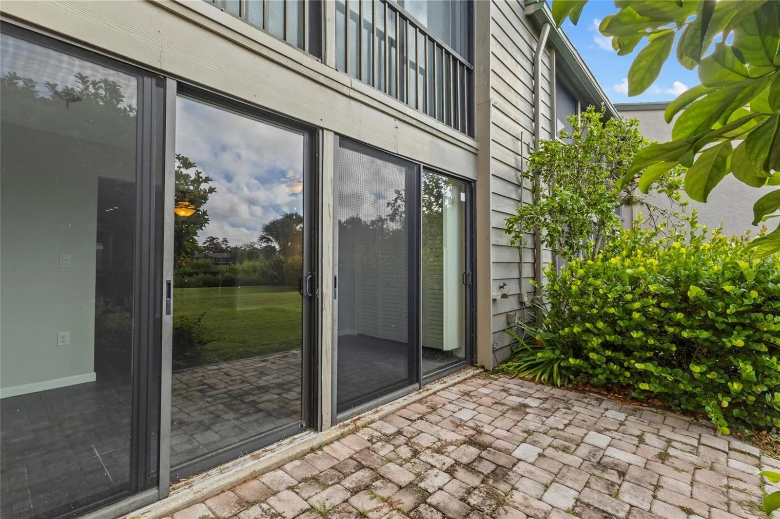 1526 PELICAN POINT DR #146, #146