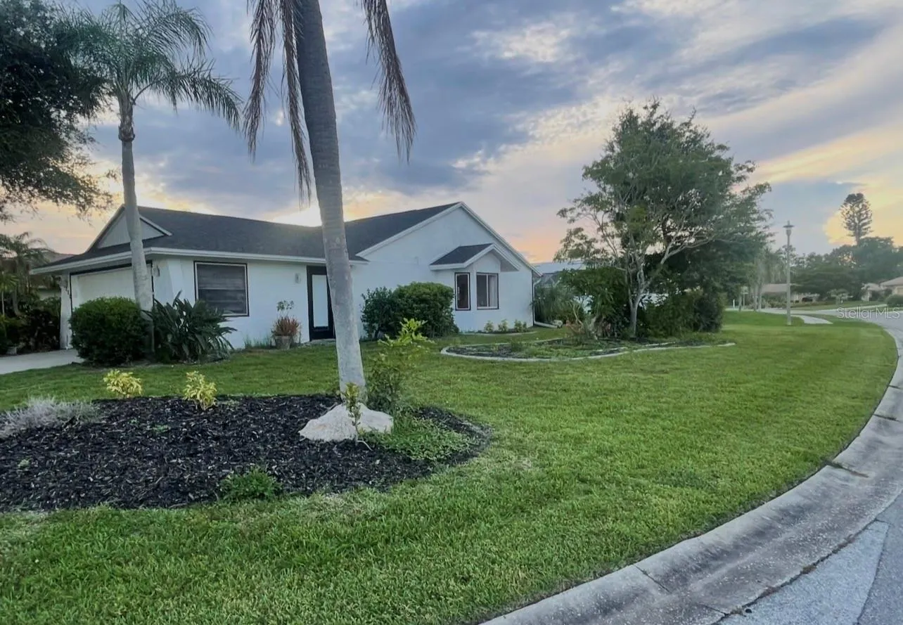 2200 E VILLAGE CT