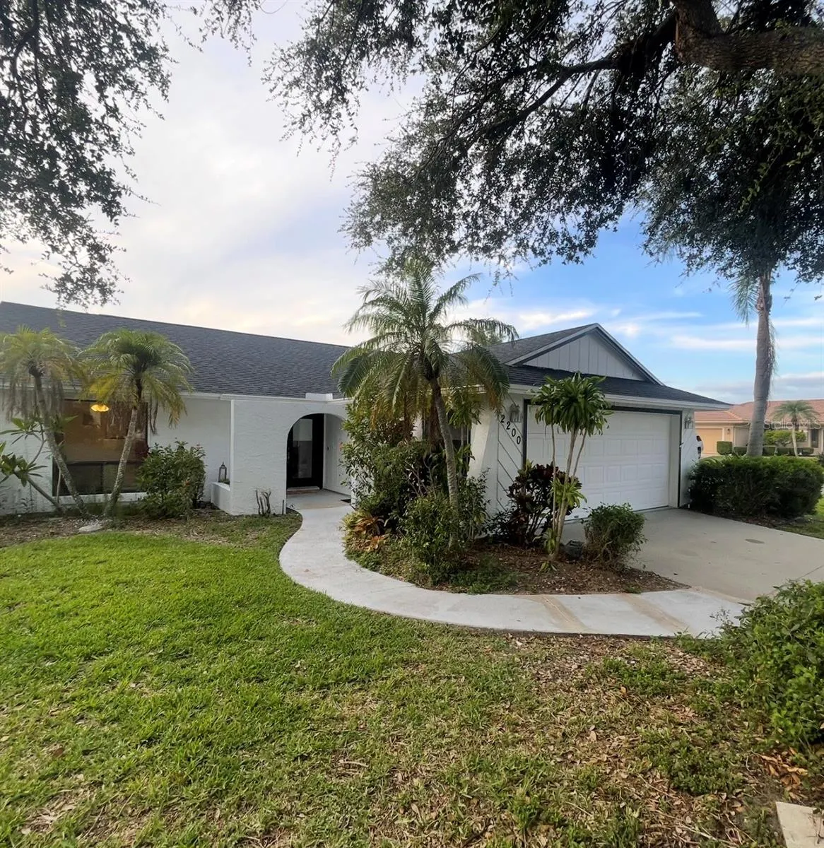 2200 E VILLAGE CT