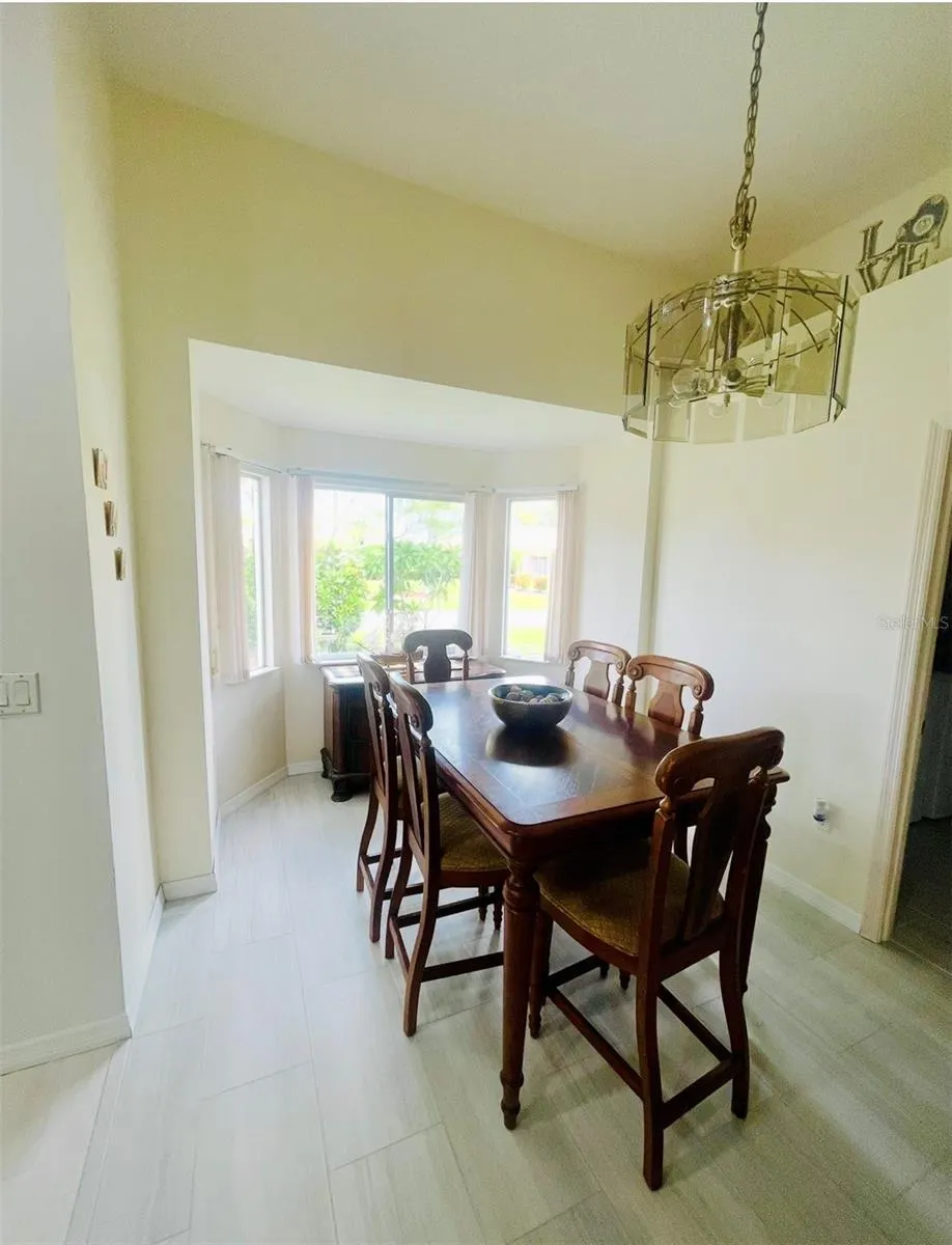 2200 E VILLAGE CT