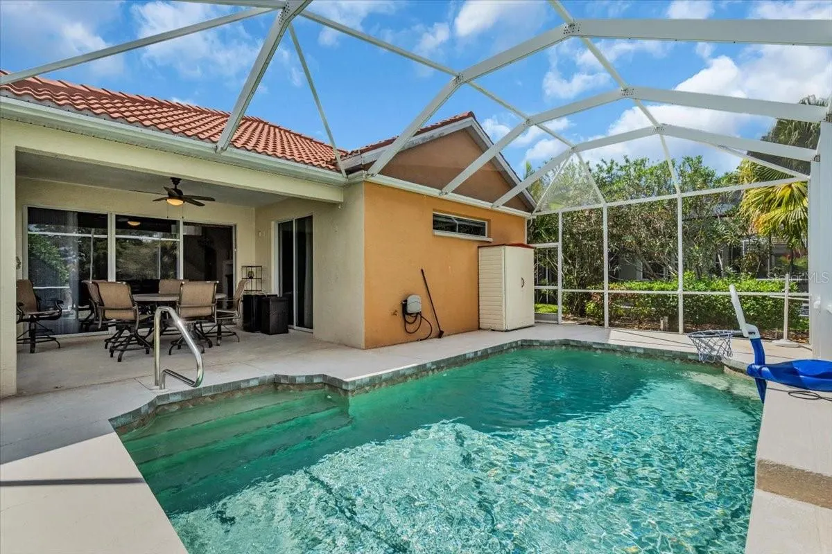 6393 ROOKERY CIR