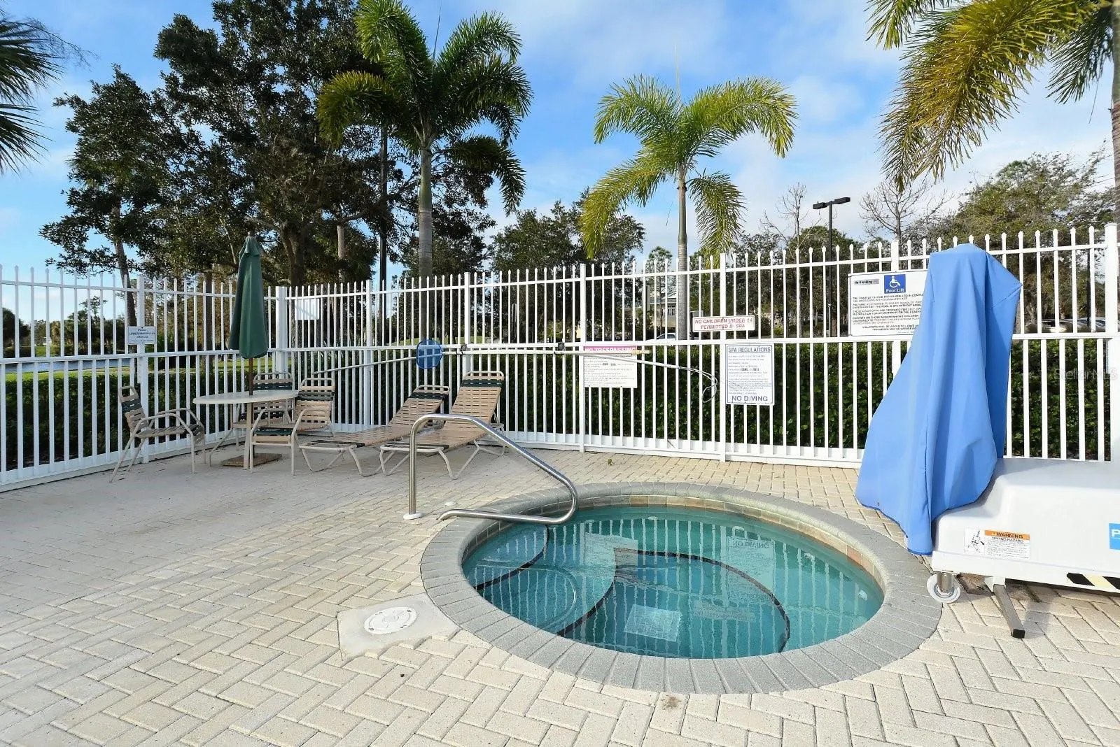 6393 ROOKERY CIR