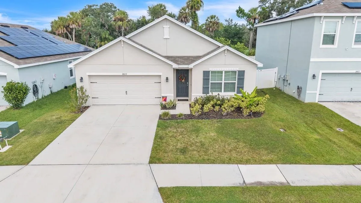 2423 MIZNER BAY AVE