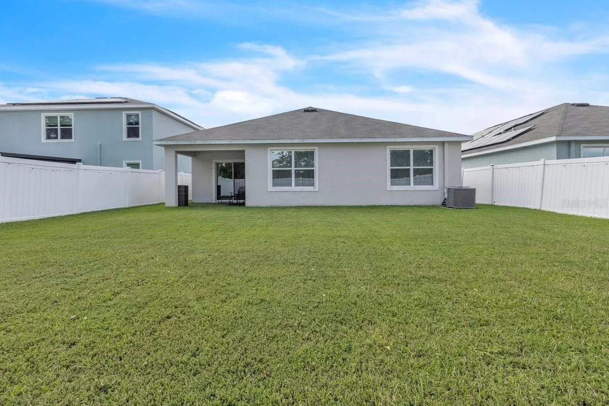 2423 MIZNER BAY AVE