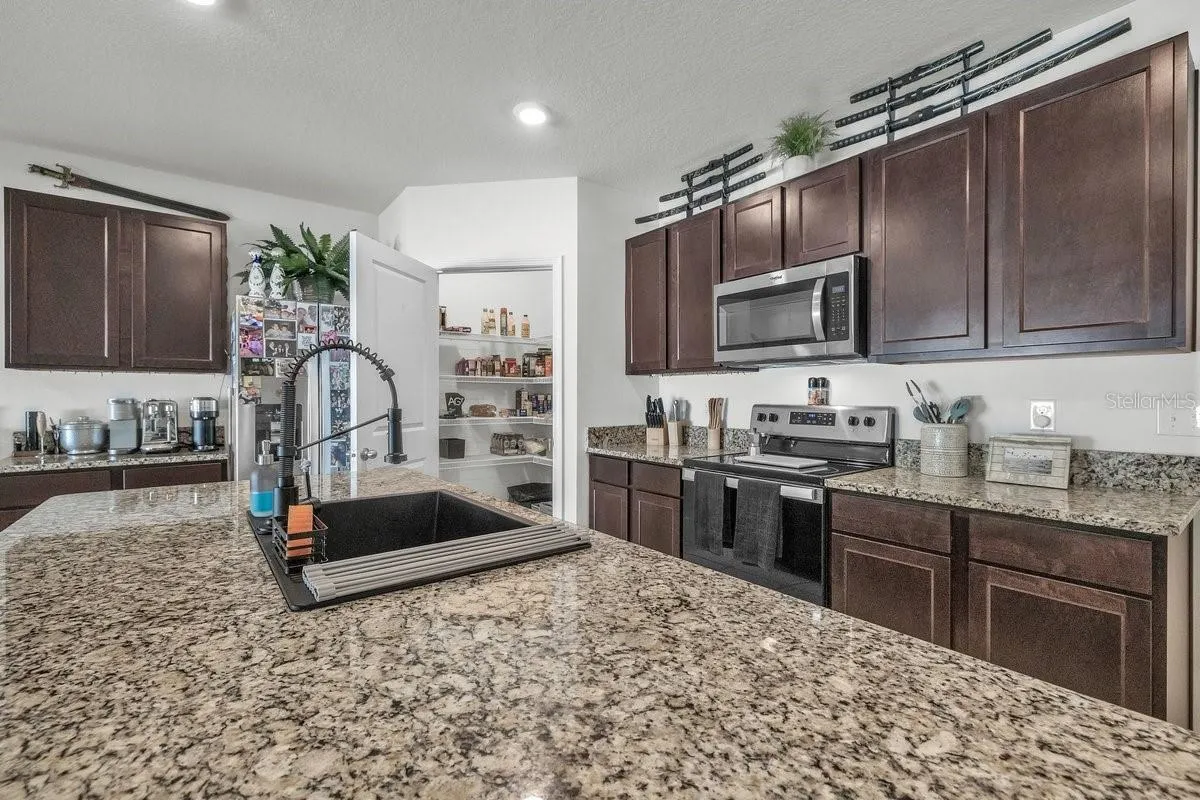 2423 MIZNER BAY AVE