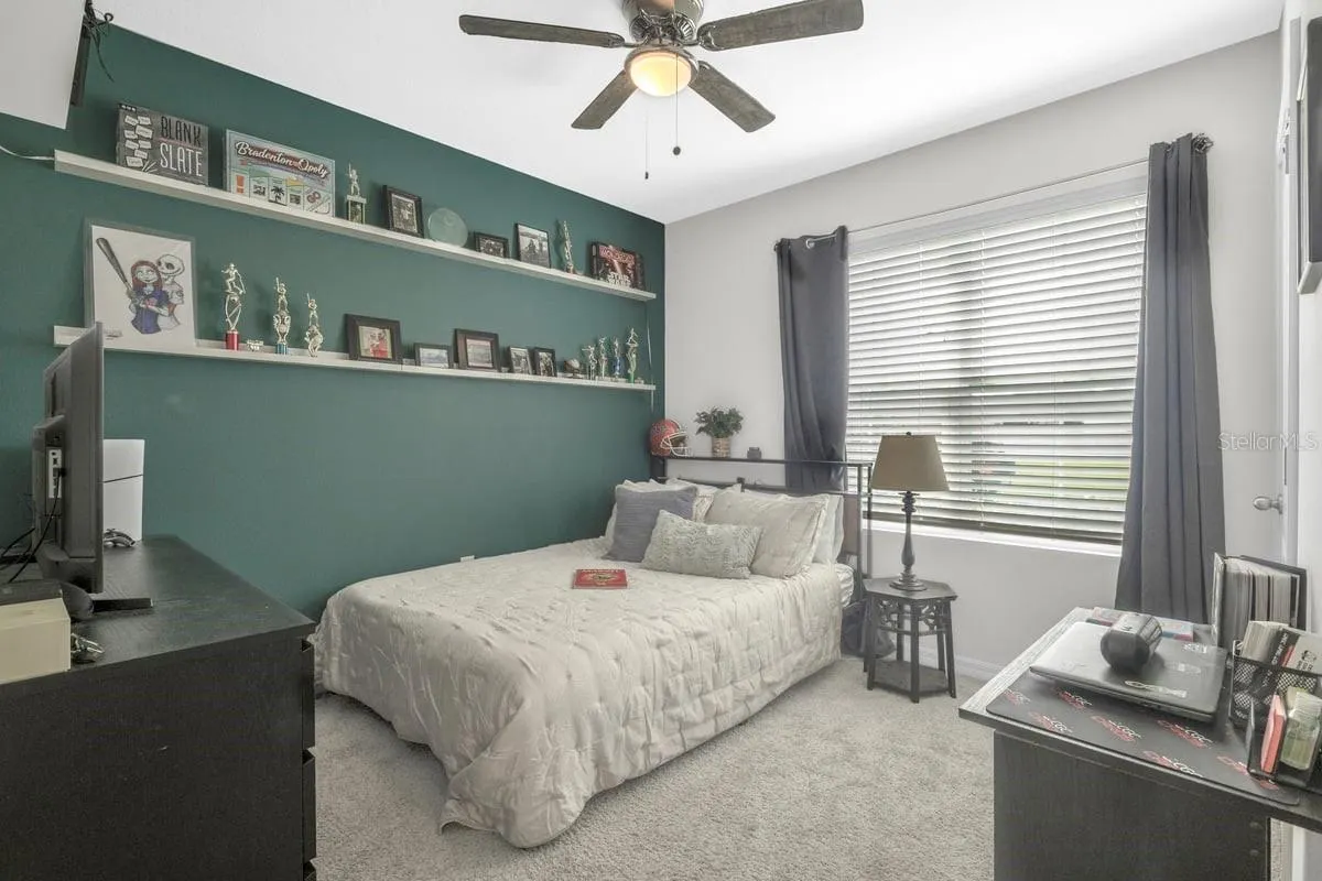 2423 MIZNER BAY AVE