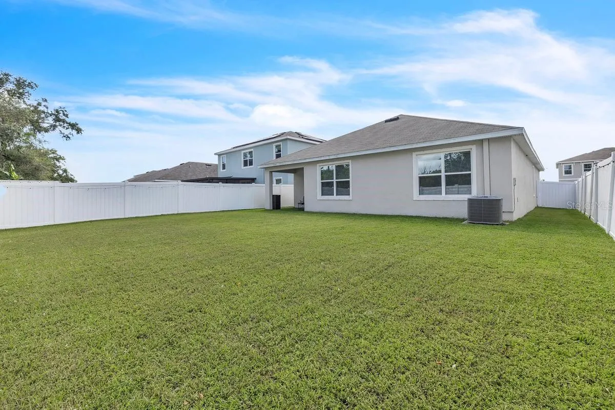 2423 MIZNER BAY AVE