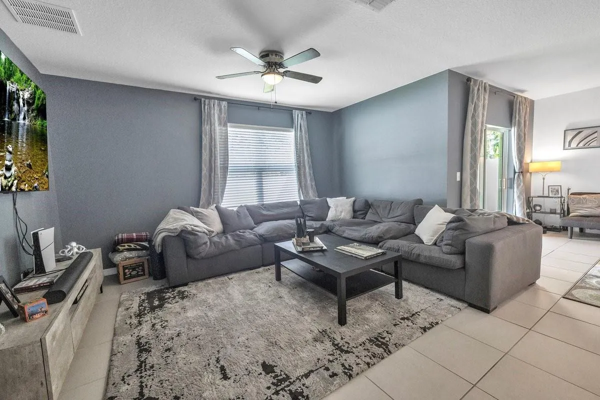2423 MIZNER BAY AVE