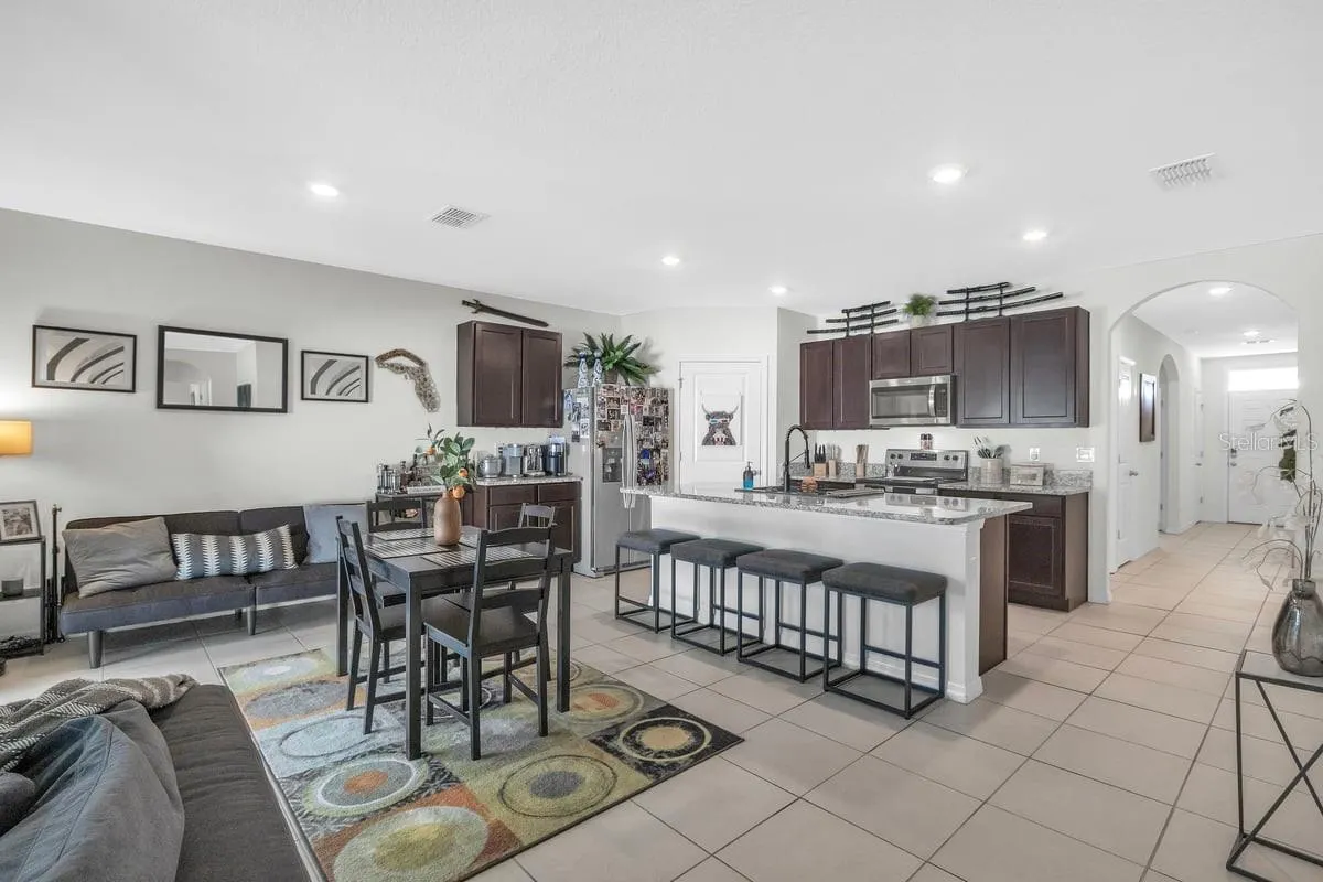 2423 MIZNER BAY AVE