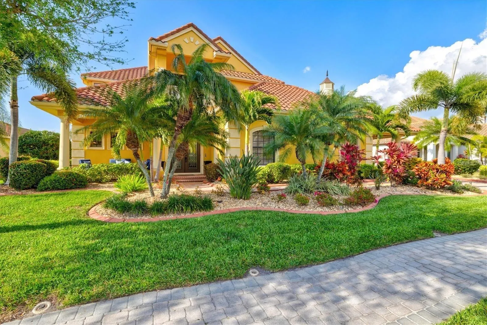 540 FORE DR