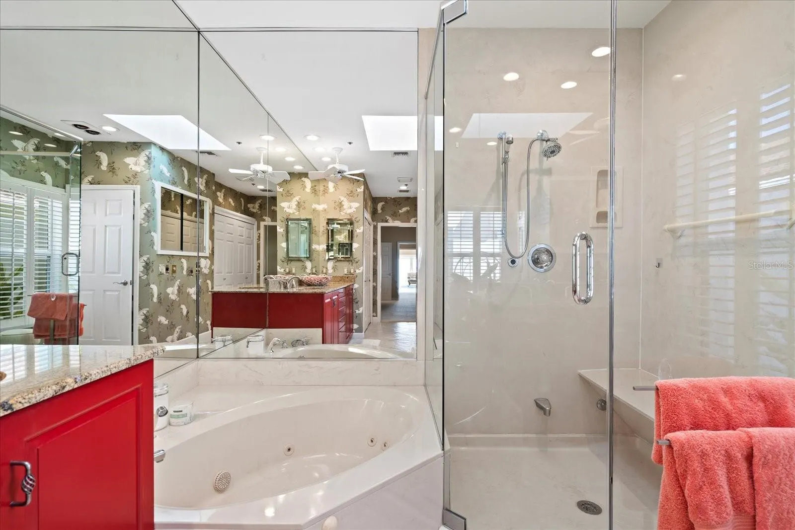 2254 HARBOUR COURT DR