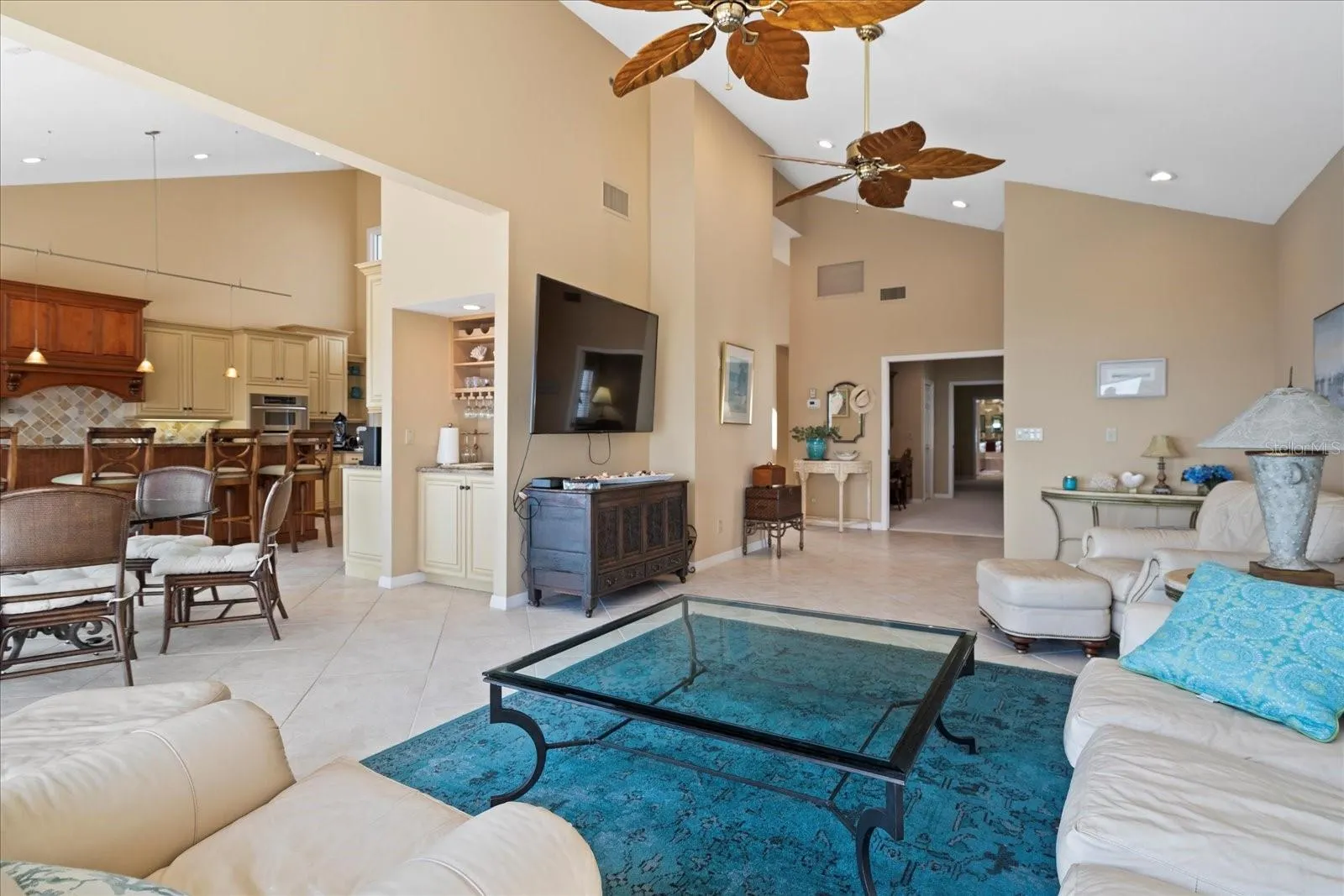 2254 HARBOUR COURT DR