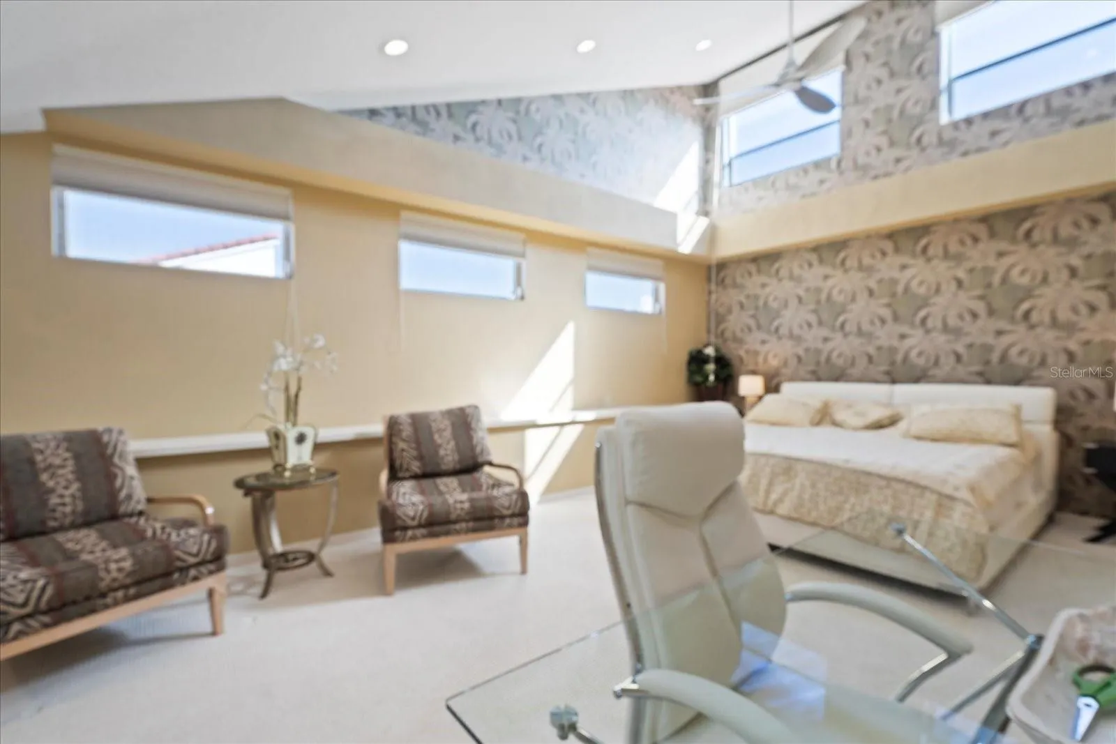2254 HARBOUR COURT DR
