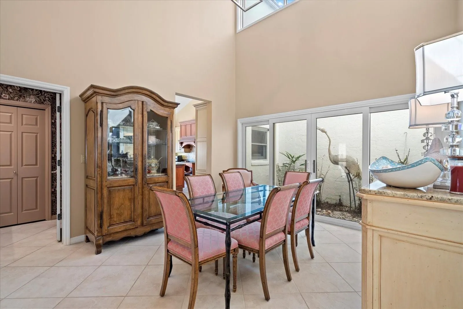 2254 HARBOUR COURT DR
