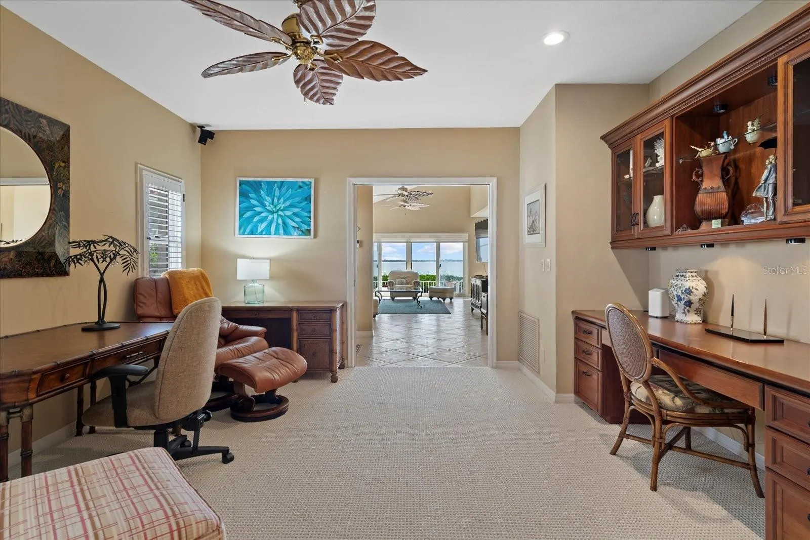 2254 HARBOUR COURT DR