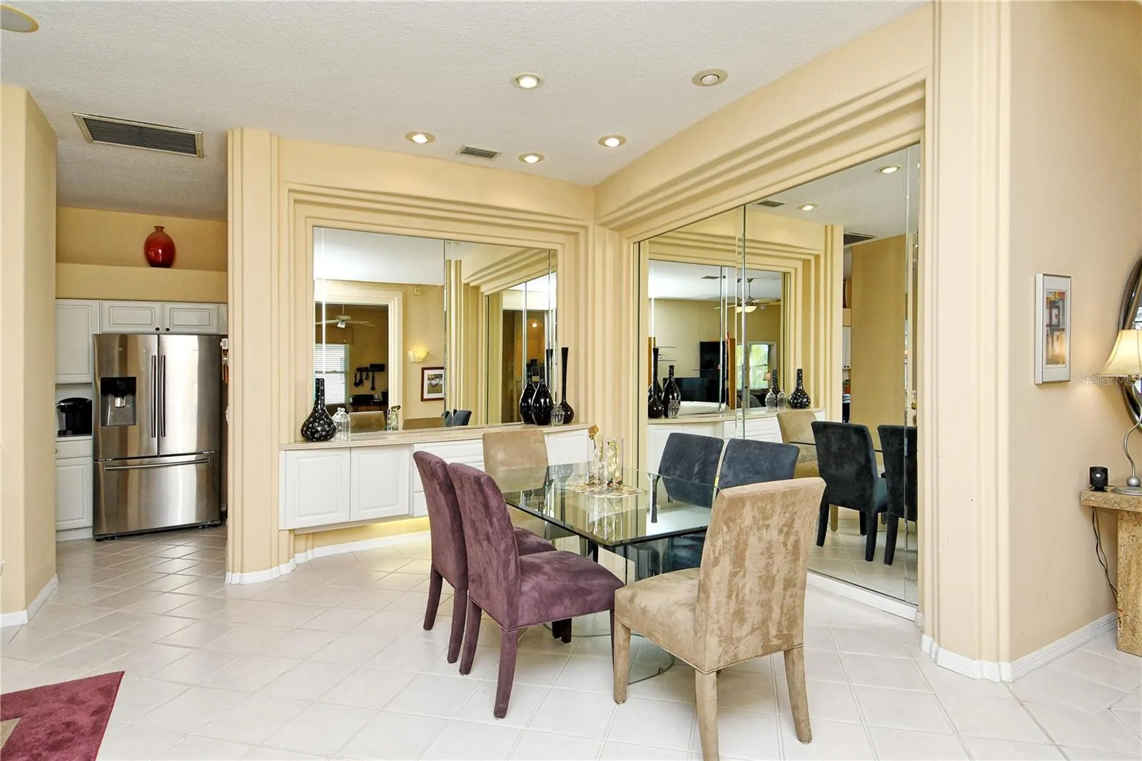 4611 SAMOSET DR