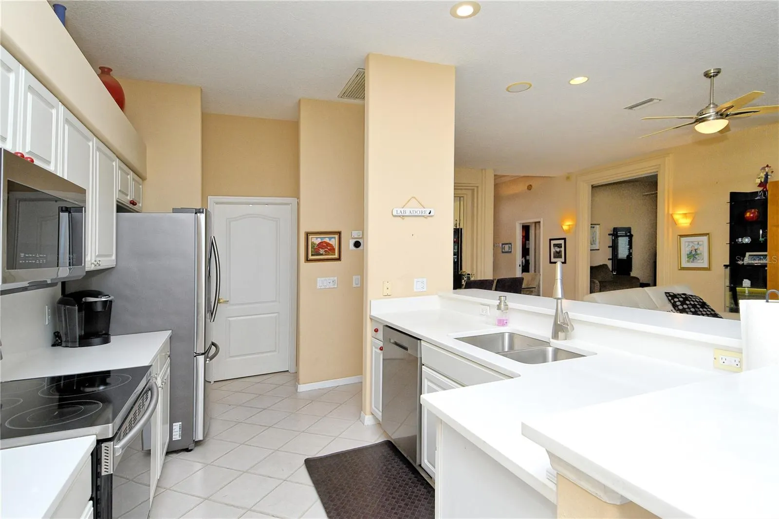 4611 SAMOSET DR