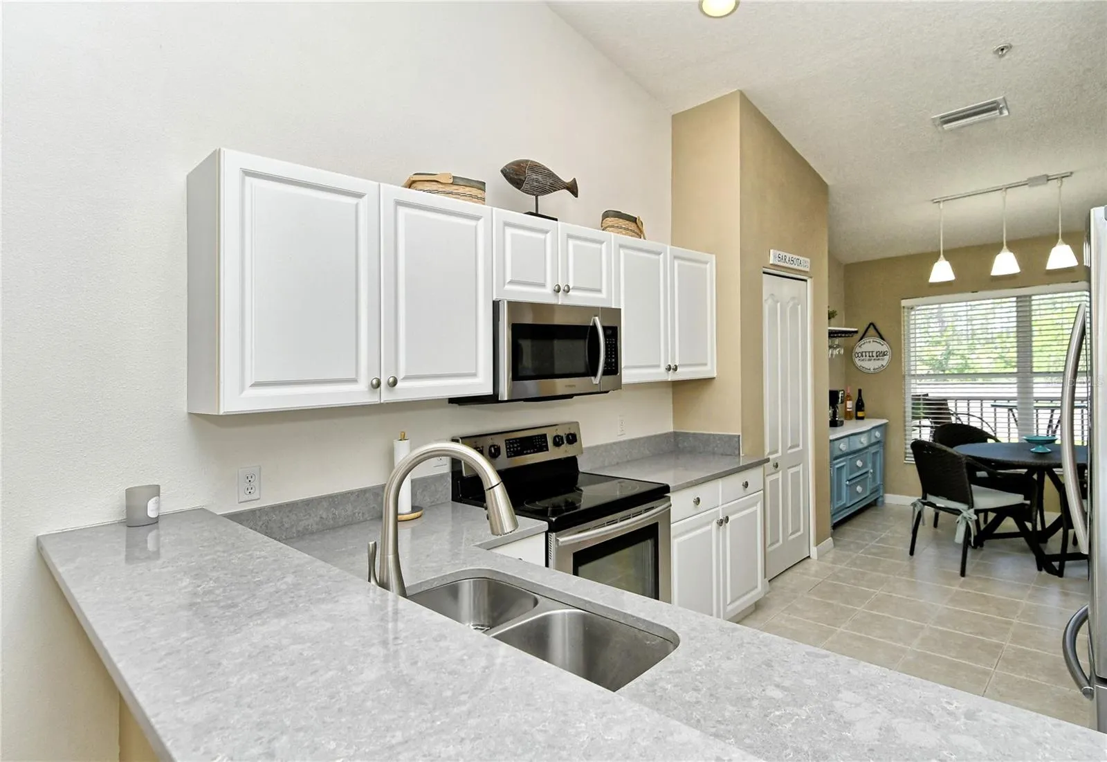 5320 HYLAND HILLS AVE #2222, #2222