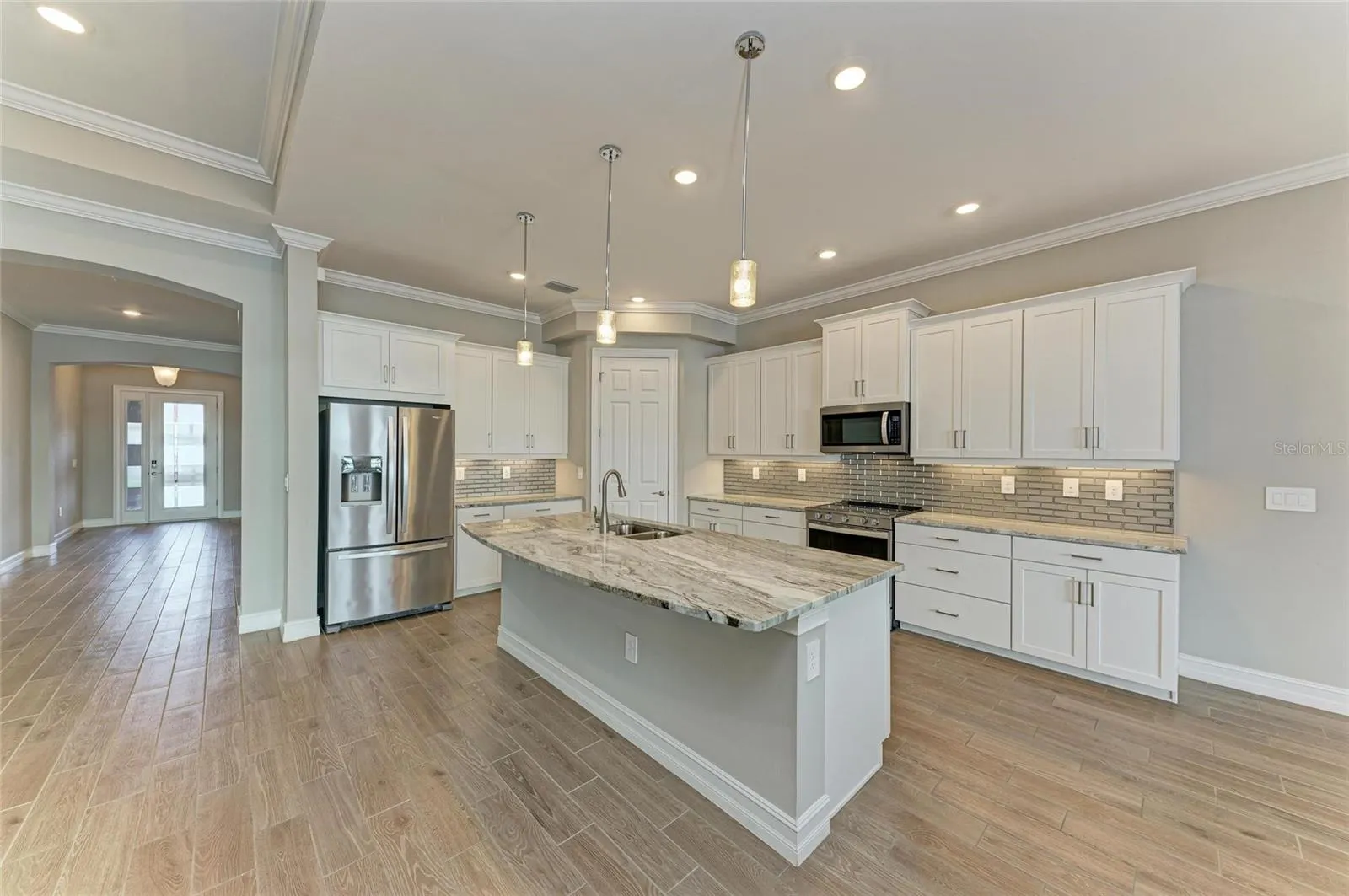 513 MARAVIYA BLVD