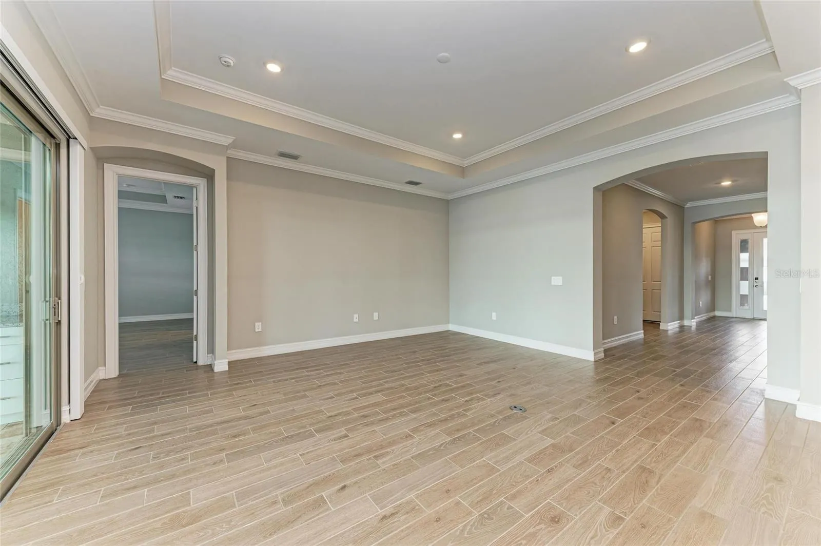 513 MARAVIYA BLVD