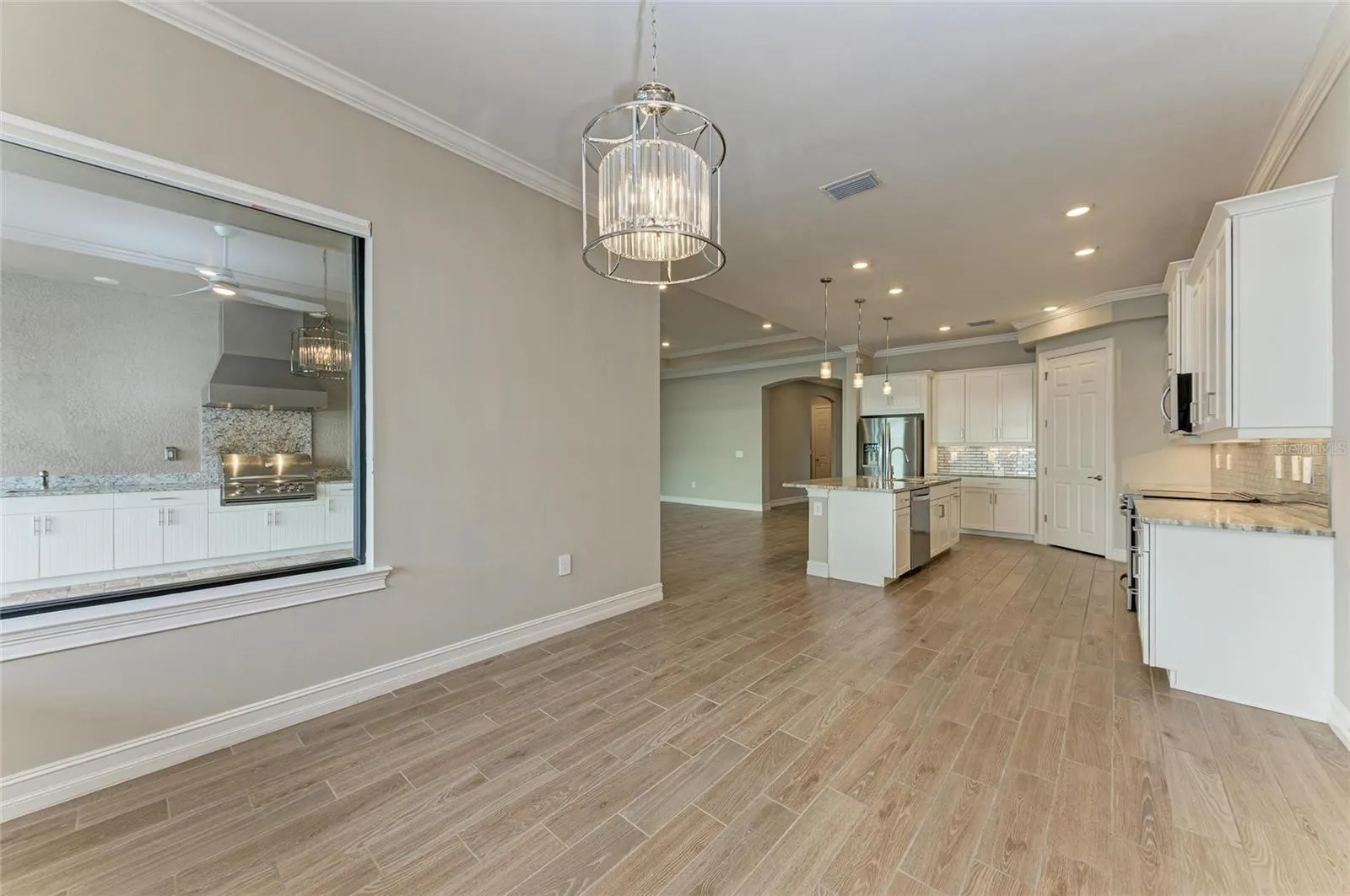 513 MARAVIYA BLVD