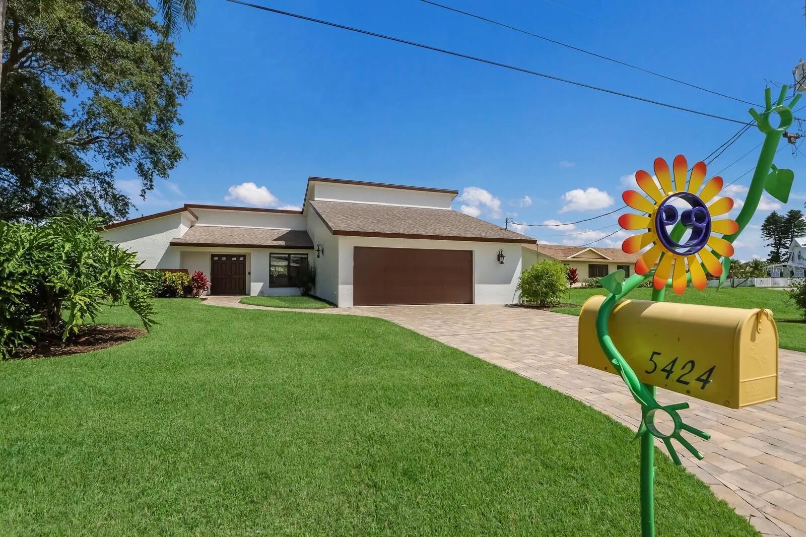 5424 AMERICA DR