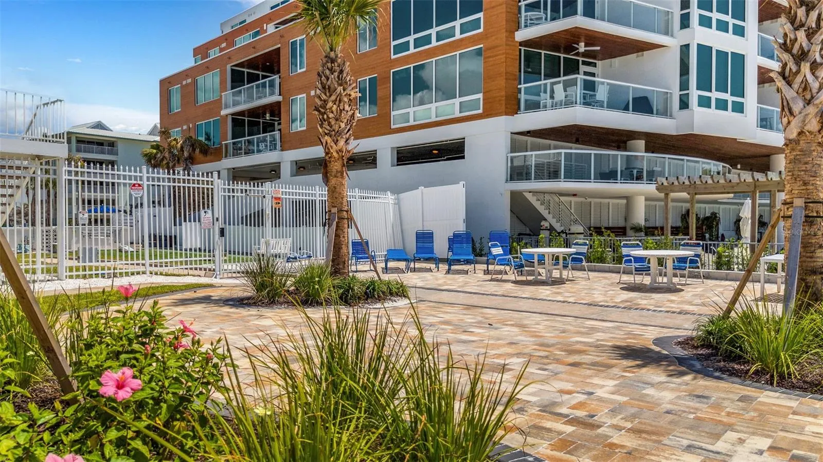 1129 SEASIDE DR #7, #7
