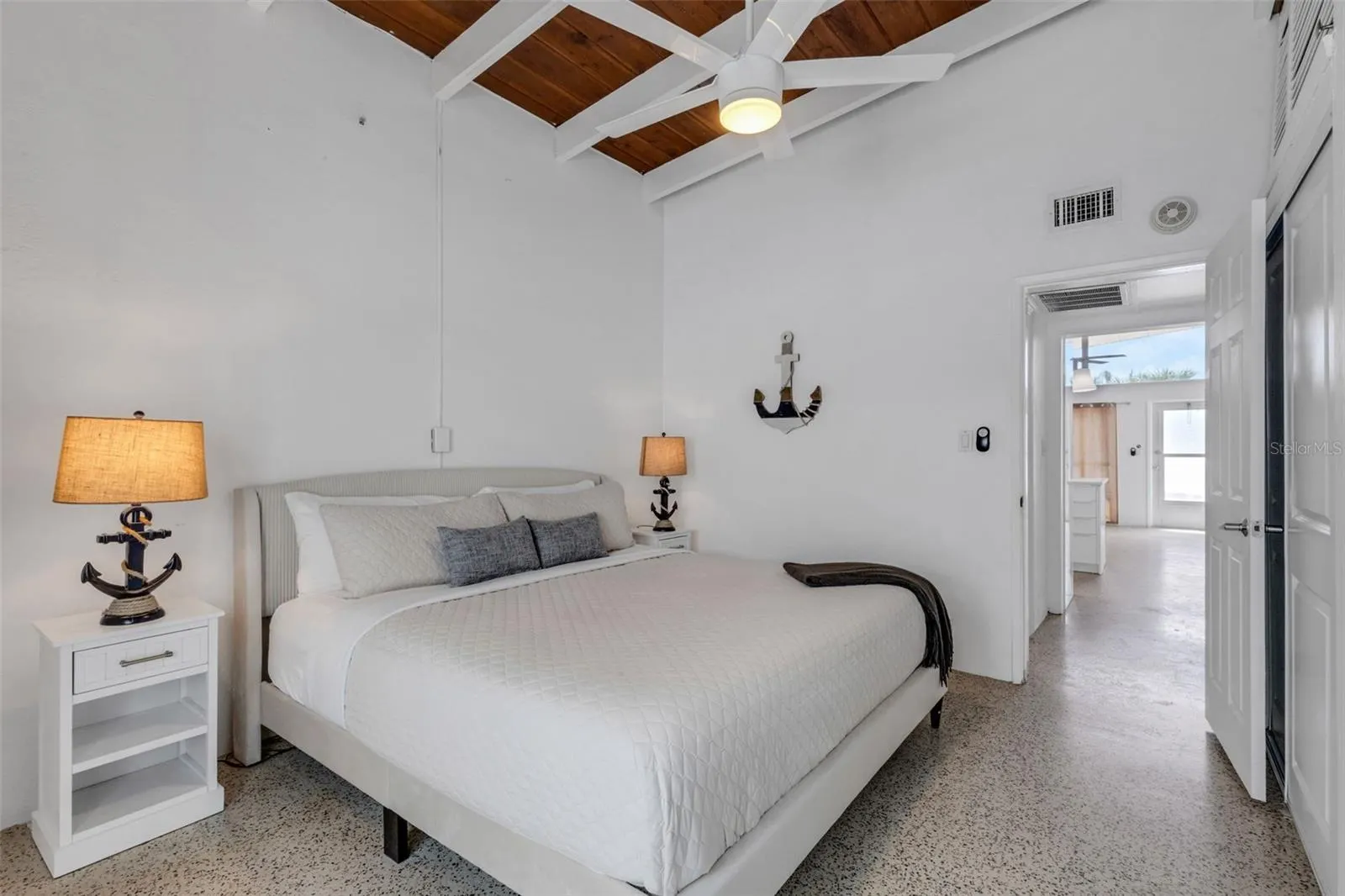 1129 SEASIDE DR #7, #7