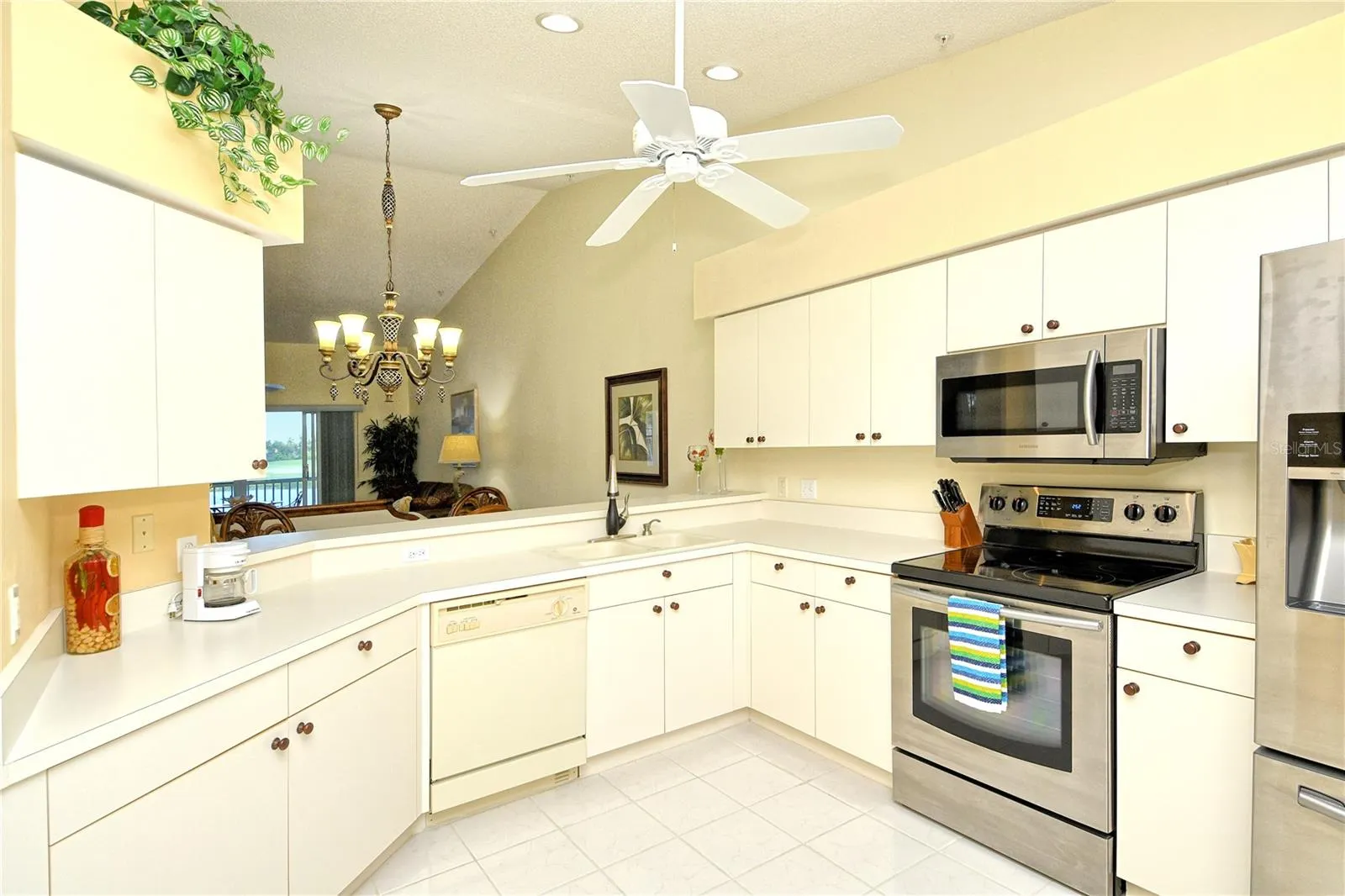 5271 MAHOGANY RUN AVE #721, #721