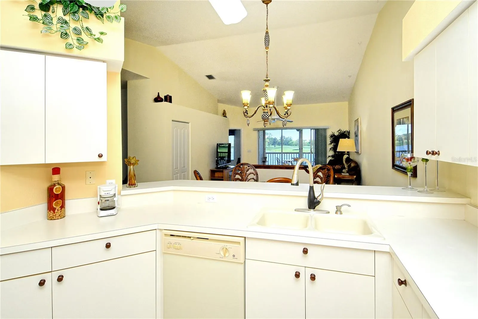 5271 MAHOGANY RUN AVE #721, #721