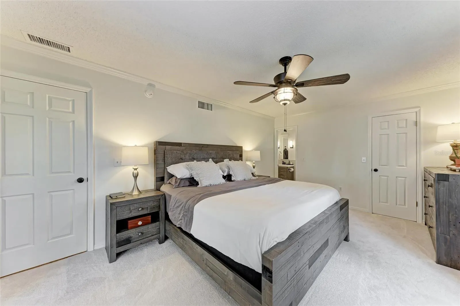6910 ARBOR OAKS CT