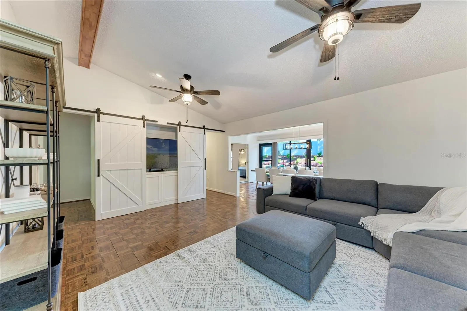 6910 ARBOR OAKS CT