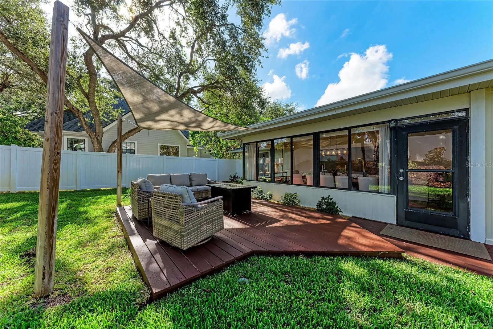 6910 ARBOR OAKS CT