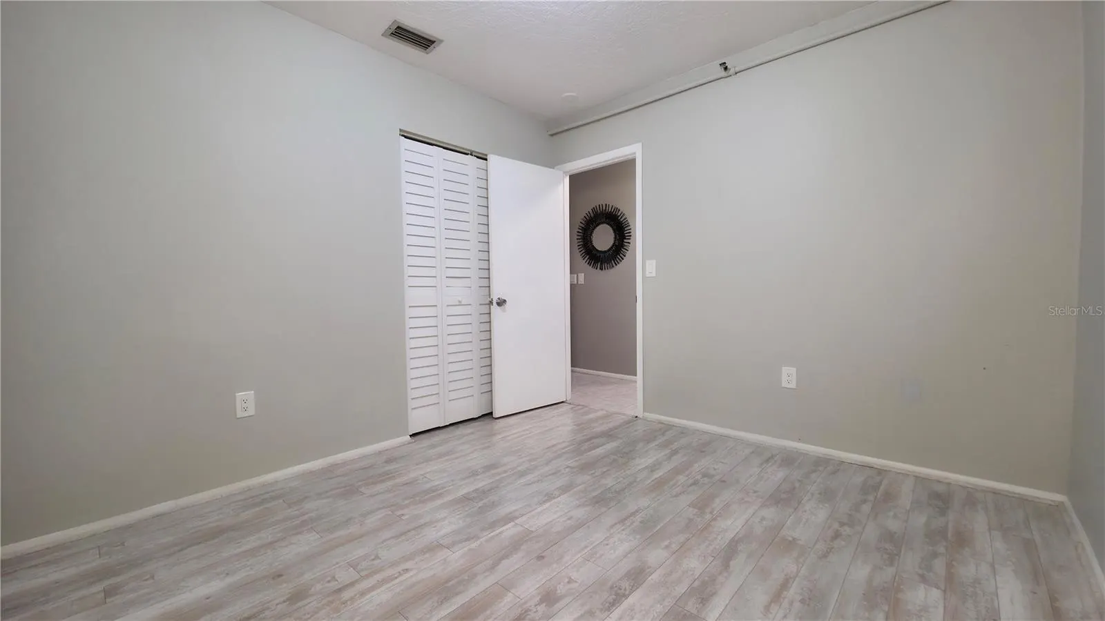2124 TAMIAMI TRL #102, #102