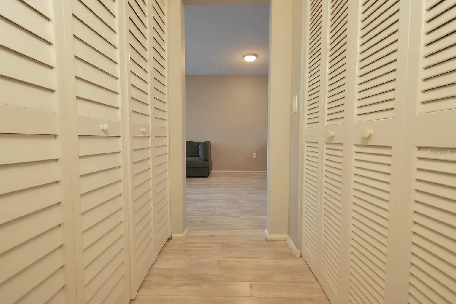 2124 TAMIAMI TRL #102, #102