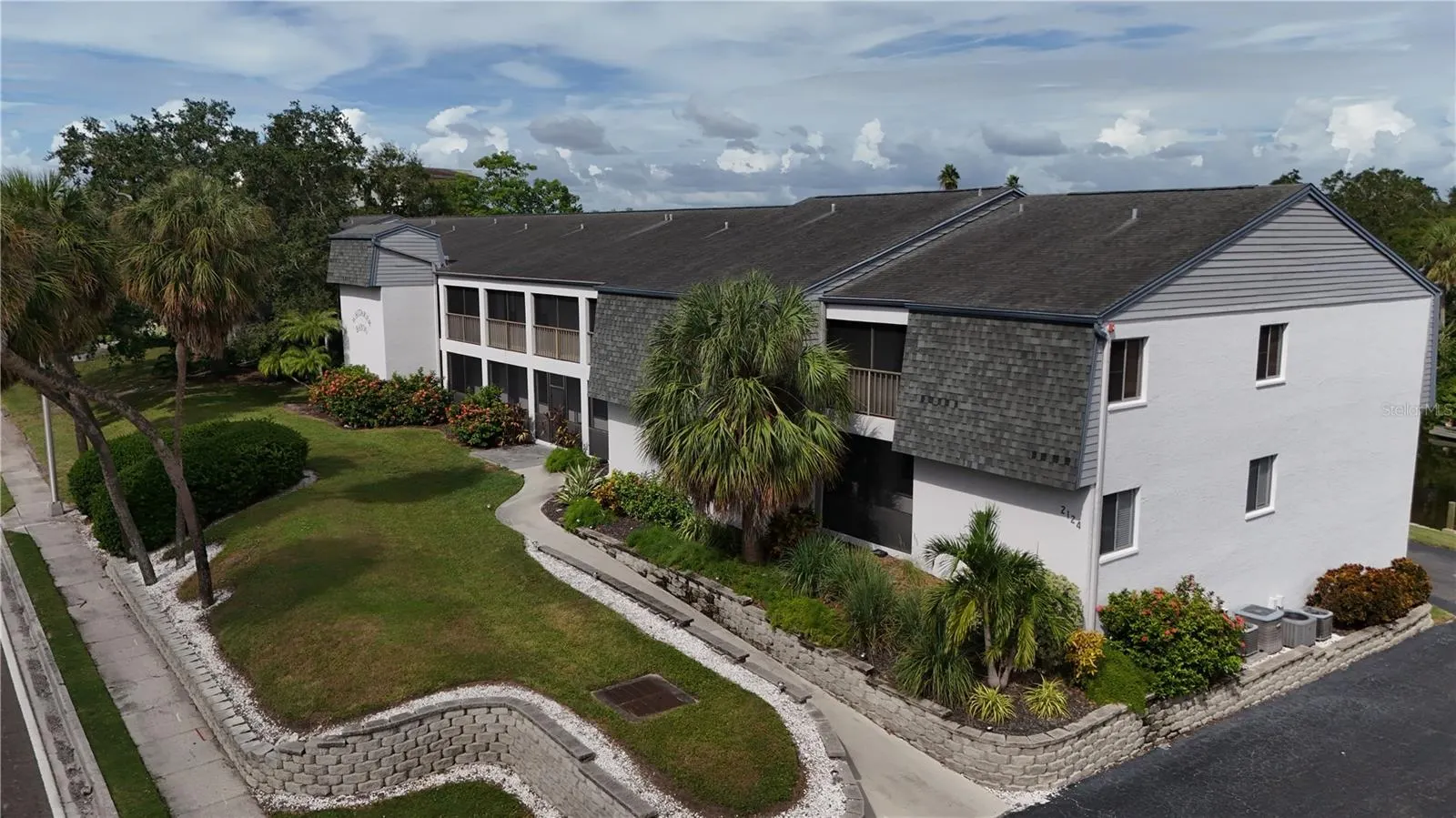 2124 TAMIAMI TRL #102, #102