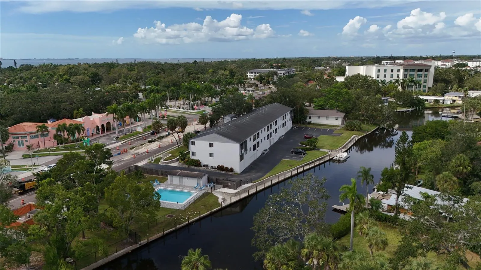 2124 TAMIAMI TRL #102, #102