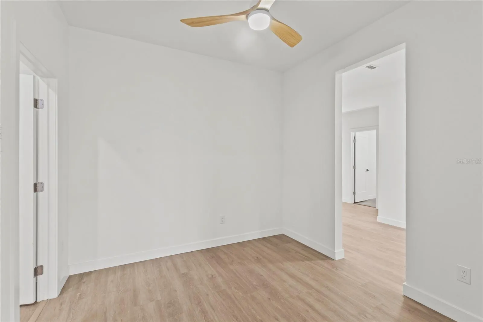 551 CRANDALL ST NW