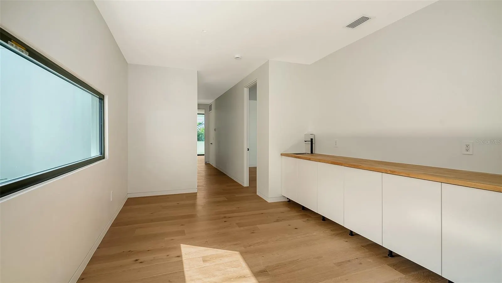 1642 BAHIA VISTA ST