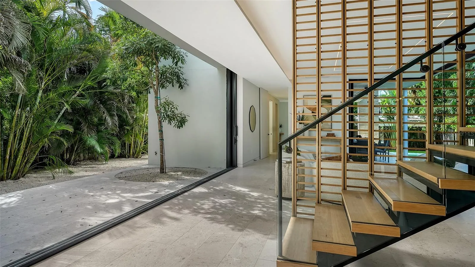 1642 BAHIA VISTA ST