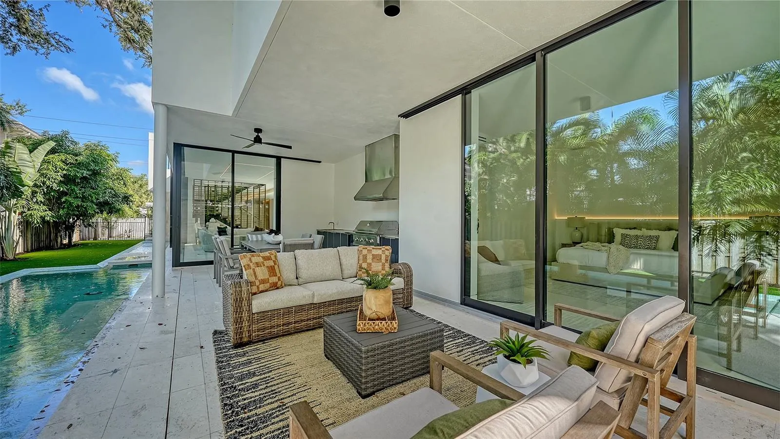 1642 BAHIA VISTA ST