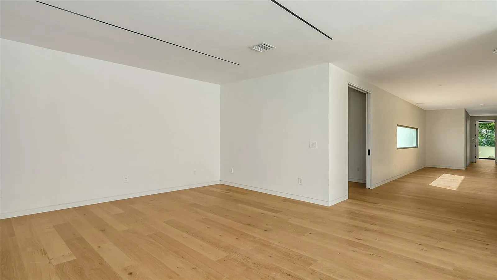 1642 BAHIA VISTA ST