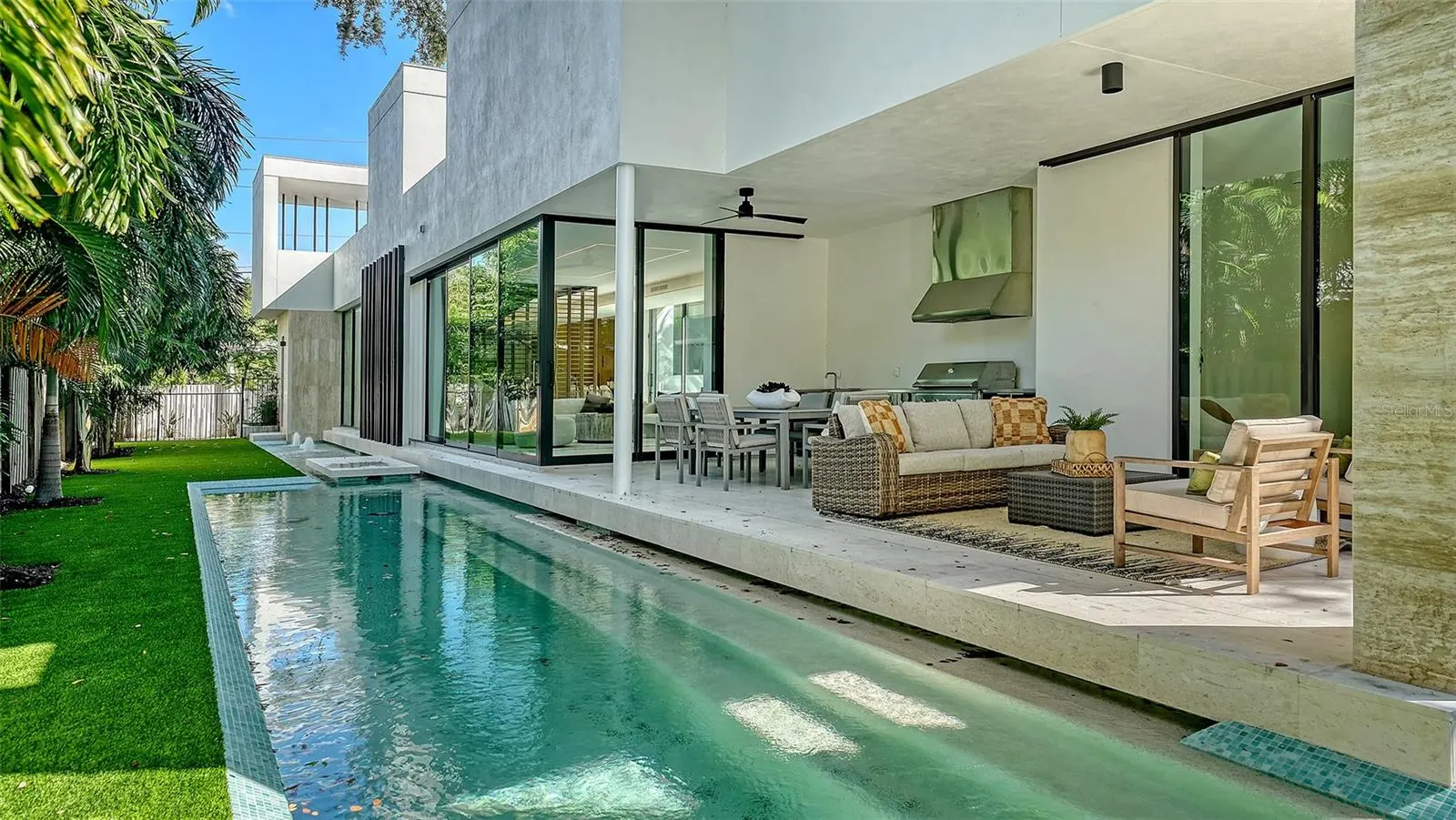 1642 BAHIA VISTA ST