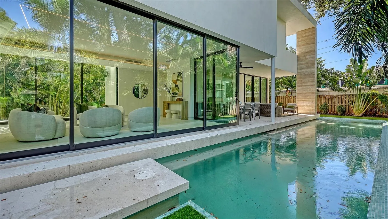 1642 BAHIA VISTA ST
