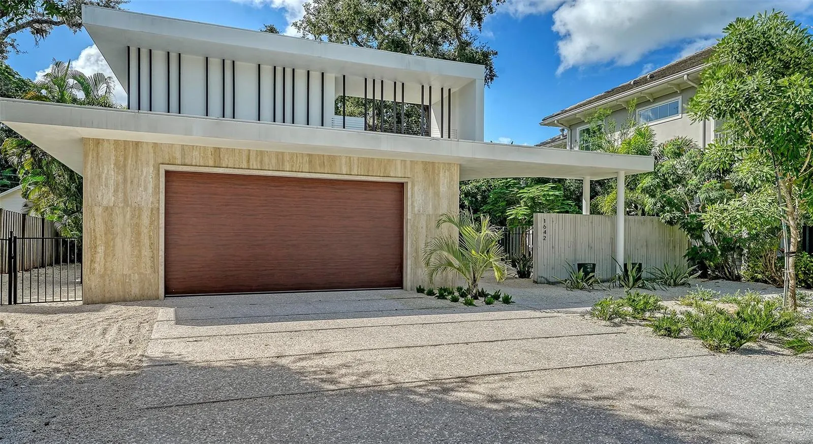1642 BAHIA VISTA ST
