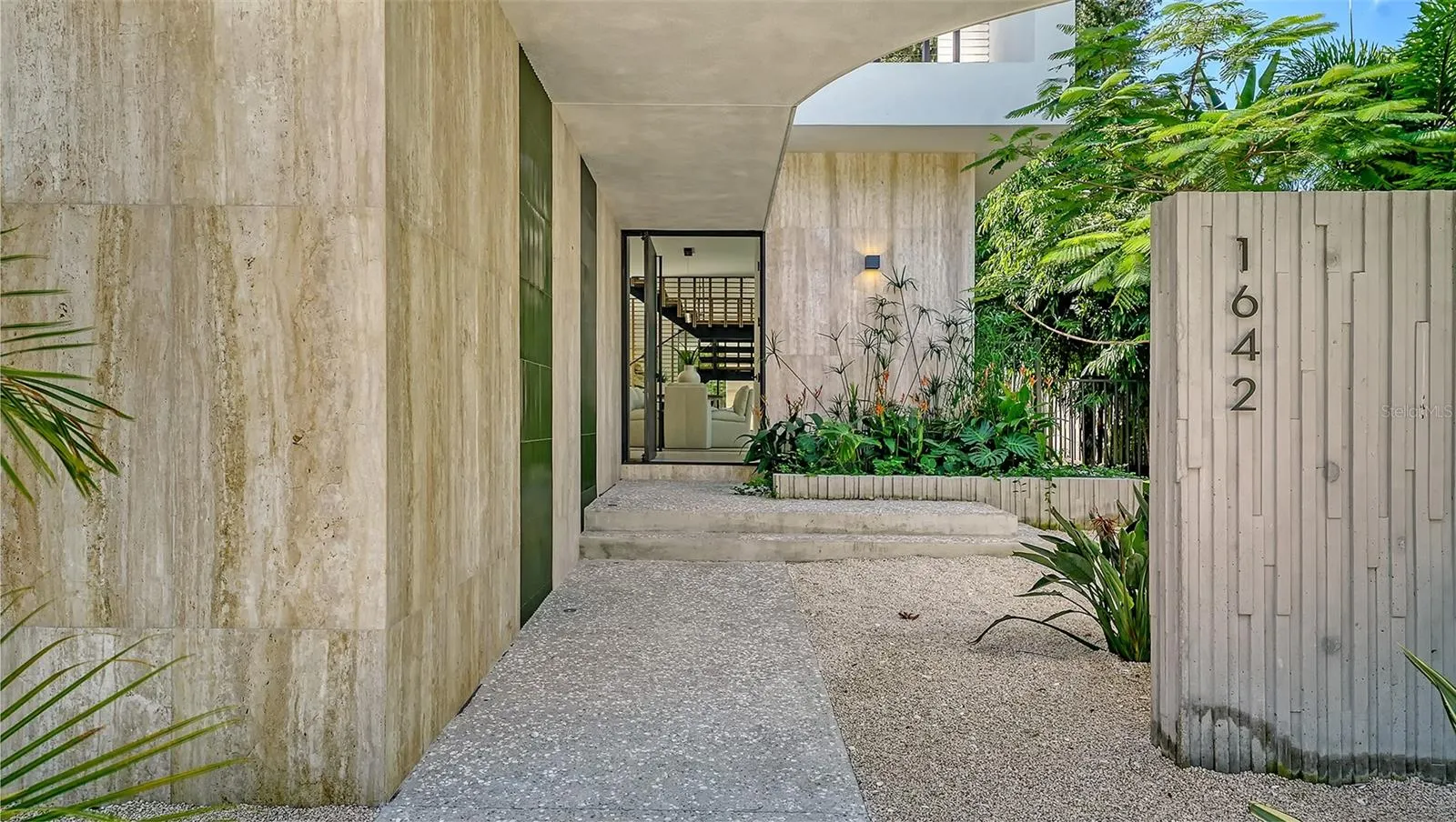 1642 BAHIA VISTA ST