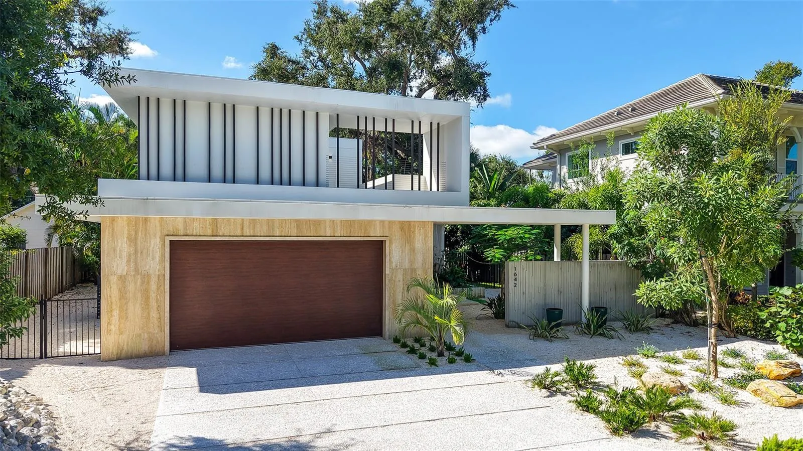 1642 BAHIA VISTA ST