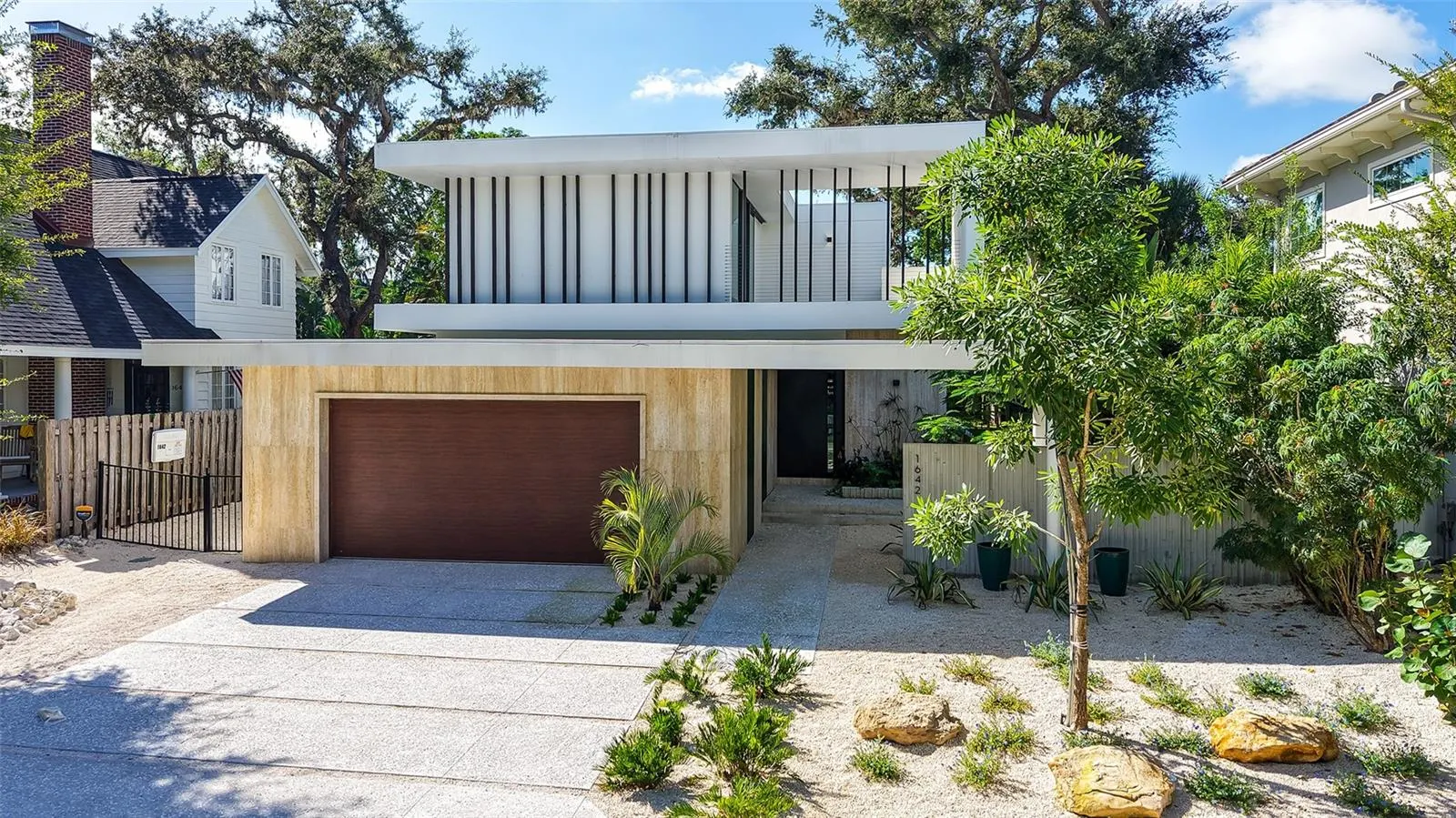 1642 BAHIA VISTA ST