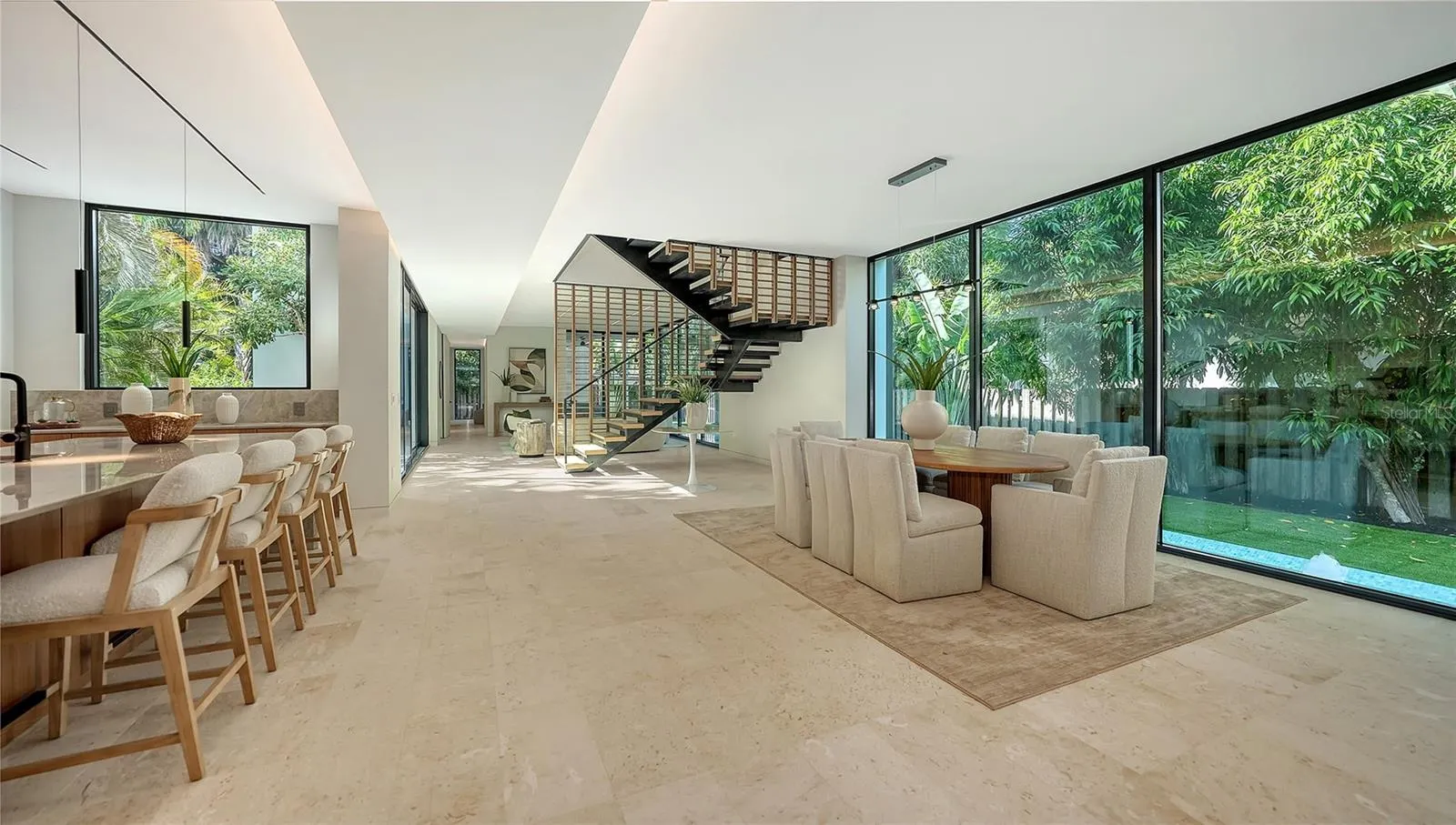 1642 BAHIA VISTA ST